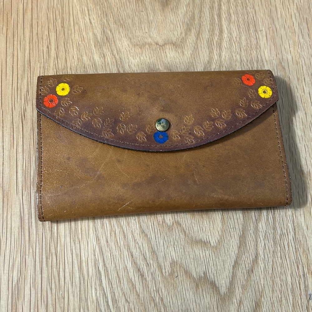 Vintage Leather Suede Floral Print Bifold wallet